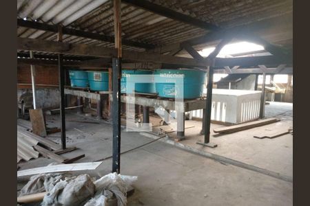 Casa à venda com 4 quartos, 300m² em Ipiranga, São Paulo