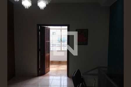 Casa à venda com 6 quartos, 300m² em Ipiranga, São Paulo