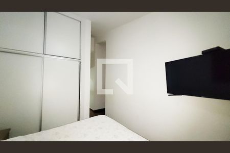 Casa de condomínio à venda com 206m², 4 quartos e 6 vagasSuíte