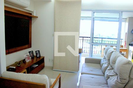 Sala de apartamento para alugar com 3 quartos, 95m² em Jardim Flor da Montanha, Guarulhos