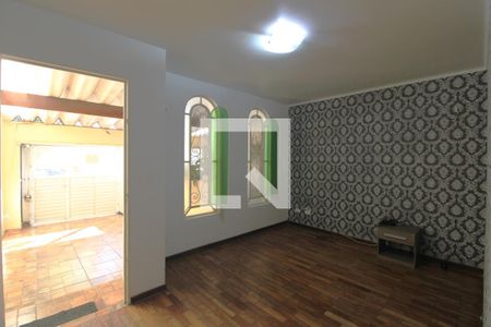 Sala de casa para alugar com 2 quartos, 70m² em Interlagos, São Paulo