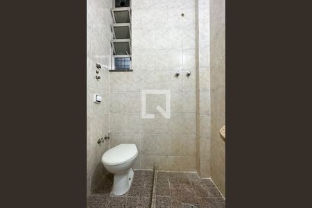Banheiro de apartamento à venda com 1 quarto, 19m² em Copacabana, Rio de Janeiro