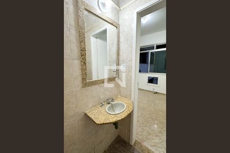 Banheiro de apartamento à venda com 1 quarto, 19m² em Copacabana, Rio de Janeiro