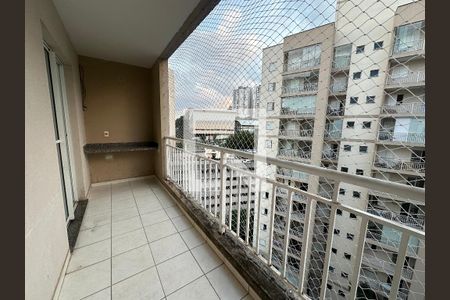Varanda da Sala de apartamento para alugar com 2 quartos, 72m² em Jardim Tupanci, Barueri