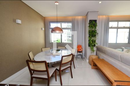 Sala de jantar de apartamento para alugar com 3 quartos, 140m² em Santo Agostinho, Belo Horizonte