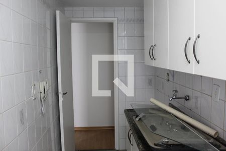 Cozinha de apartamento para alugar com 2 quartos, 47m² em Jardim da Glória, Cotia