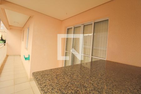 Apartamento para alugar com 69m², 2 quartos e 1 vagaSacada