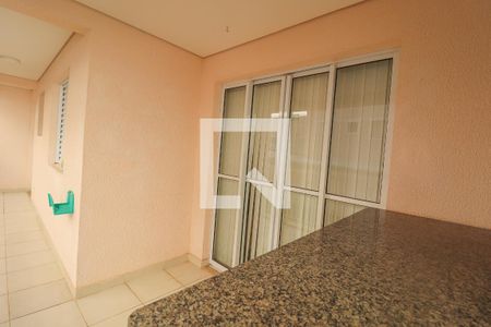 Apartamento para alugar com 69m², 2 quartos e 1 vagaSacada