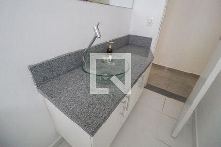 Apartamento para alugar com 69m², 2 quartos e 1 vagaBanheiro