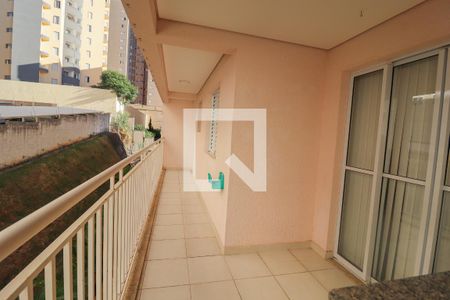 Apartamento para alugar com 69m², 2 quartos e 1 vagaSacada