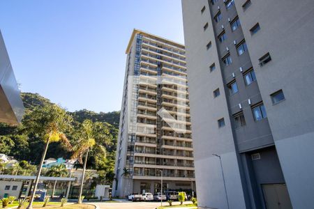 Apartamento para alugar com 68m², 2 quartos e 1 vagaFachada
