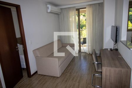 Sala de apartamento para alugar com 2 quartos, 68m² em Camorim, Rio de Janeiro