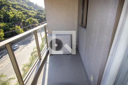 Apartamento para alugar com 68m², 2 quartos e 1 vagaVaranda