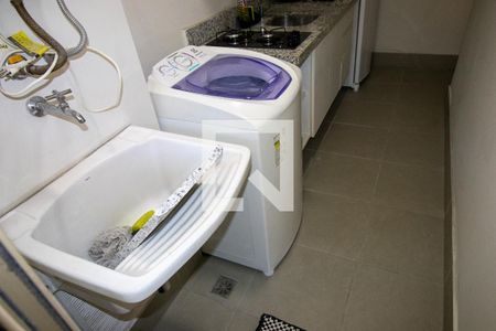 Apartamento para alugar com 68m², 2 quartos e 1 vagaÁrea de Serviço