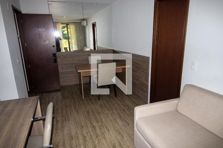 Sala de apartamento para alugar com 2 quartos, 68m² em Camorim, Rio de Janeiro