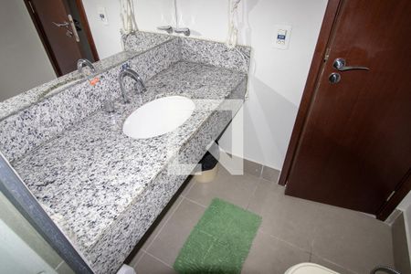 Apartamento para alugar com 68m², 2 quartos e 1 vagaBanheiro quarto 2