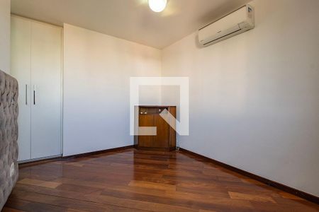 Apartamento à venda com 198m², 2 quartos e 3 vagasSuíte