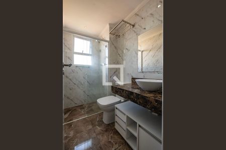 Apartamento à venda com 198m², 2 quartos e 3 vagasBanheiro