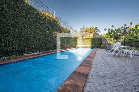 Apartamento à venda com 198m², 2 quartos e 3 vagasPiscina