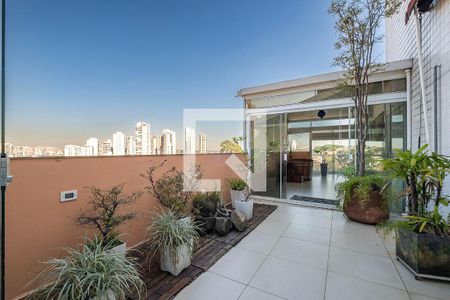 Apartamento à venda com 198m², 2 quartos e 3 vagasCobertura