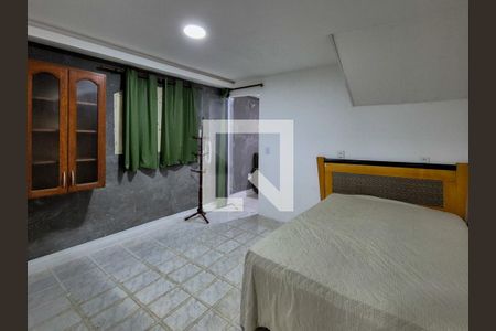 Quarto de casa para alugar com 1 quarto, 45m² em Recreio dos Bandeirantes, Rio de Janeiro
