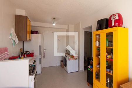 Sala/Cozinha de apartamento para alugar com 2 quartos, 37m² em Vila Ema, São Paulo