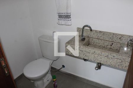 Lavabo de casa para alugar com 2 quartos, 196m² em Jardim Rio das Pedras, Cotia