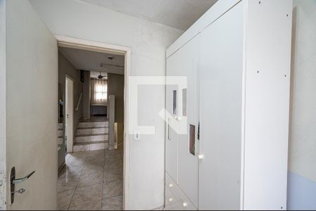 Casa à venda com 200m², 3 quartos e 2 vagas Casa à venda com 200m², 3 quartos e 2 vagasQuarto 3