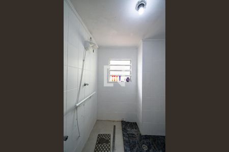 Casa à venda com 200m², 3 quartos e 2 vagas Casa à venda com 200m², 3 quartos e 2 vagasBanheiro Social