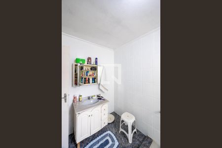 Casa à venda com 200m², 3 quartos e 2 vagas Casa à venda com 200m², 3 quartos e 2 vagasBanheiro Social