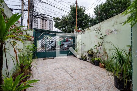 Casa à venda com 200m², 3 quartos e 2 vagas Casa à venda com 200m², 3 quartos e 2 vagasGaragem