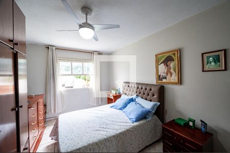 Casa à venda com 200m², 3 quartos e 2 vagas Casa à venda com 200m², 3 quartos e 2 vagasQuarto 1