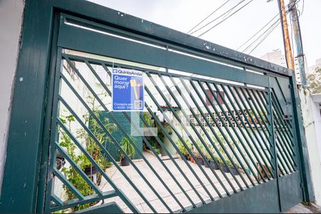 Casa à venda com 200m², 3 quartos e 2 vagas Casa à venda com 200m², 3 quartos e 2 vagasFachada plaquinha