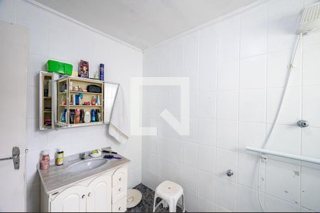 Casa à venda com 200m², 3 quartos e 2 vagas Casa à venda com 200m², 3 quartos e 2 vagasBanheiro Social