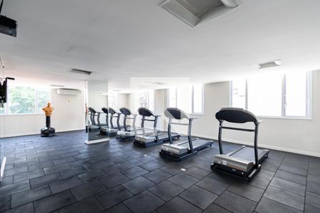 Studio para alugar com 31m², 1 quarto e 1 vaga Studio para alugar com 31m², 1 quarto e 1 vagaAcademia