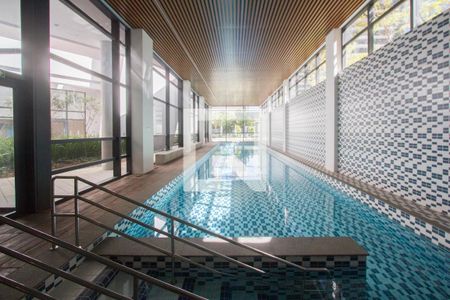 Apartamento à venda com 365m², 4 quartos e 6 vagasPiscina Coberta