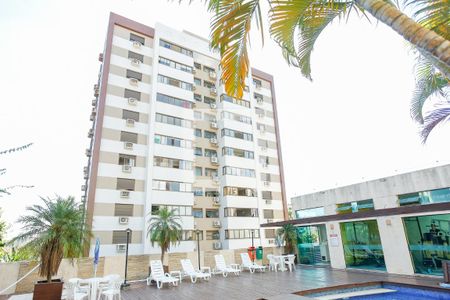 Fachada do bloco de apartamento para alugar com 3 quartos, 100m² em Cristo Redentor, Porto Alegre