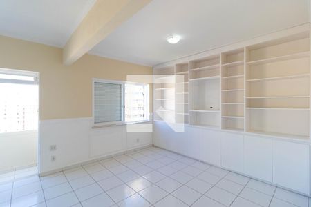 Salas de apartamento para alugar com 2 quartos, 124m² em Centro, Campinas