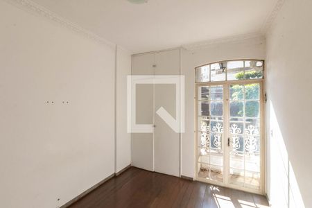 Quarto 2 de apartamento à venda com 3 quartos, 130m² em Santo Antônio, Belo Horizonte
