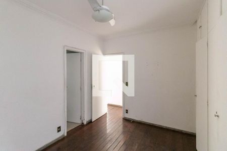 Apartamento à venda com 130m², 3 quartos e 2 vagasQuarto 3
