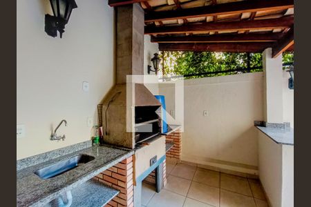 Apartamento à venda com 109m², 4 quartos e 2 vagas Apartamento à venda com 109m², 4 quartos e 2 vagasChurrasqueira