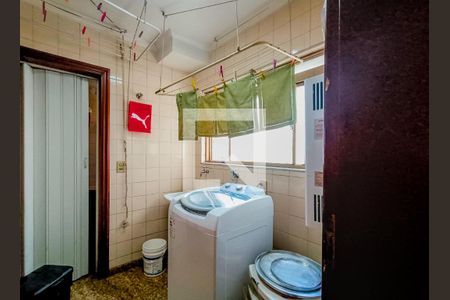 Apartamento à venda com 109m², 4 quartos e 2 vagas Apartamento à venda com 109m², 4 quartos e 2 vagasÁrea de Serviço