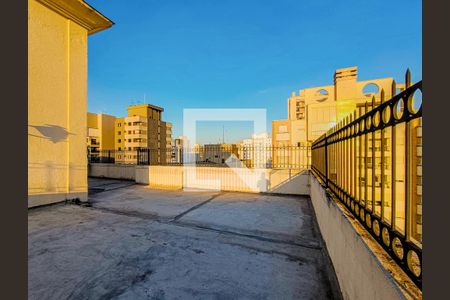 Apartamento à venda com 109m², 4 quartos e 2 vagas Apartamento à venda com 109m², 4 quartos e 2 vagasRooftop