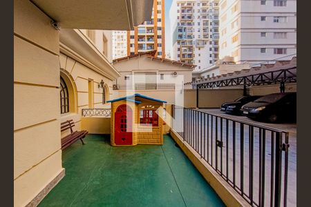 Apartamento à venda com 109m², 4 quartos e 2 vagas Apartamento à venda com 109m², 4 quartos e 2 vagasPlayground