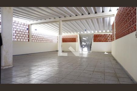 Casa para alugar com 480m², 3 quartos e 2 vagasterraço