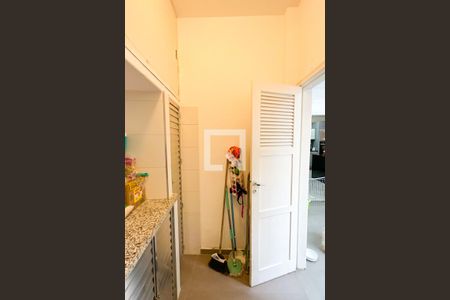 Apartamento à venda com 144m², 4 quartos e 1 vagaQuarto de Serviço 02