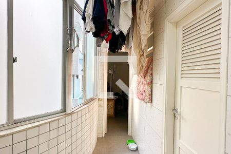 Apartamento à venda com 144m², 4 quartos e 1 vagaÁrea de Serviço