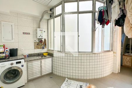 Apartamento à venda com 144m², 4 quartos e 1 vagaÁrea de Serviço