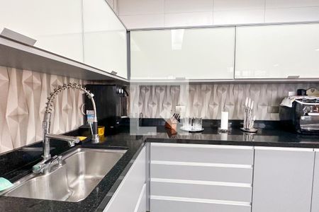 Apartamento à venda com 144m², 4 quartos e 1 vagaCozinha Integrada