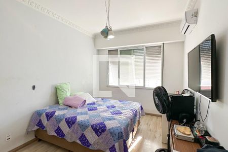 Quarto 01 de apartamento à venda com 4 quartos, 144m² em Copacabana, Rio de Janeiro